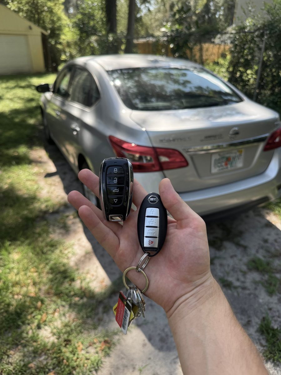 Azov Locksmith programmed a smart key for a Nissan Sentra
